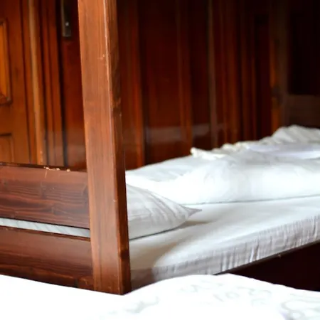 The One فروتسواف